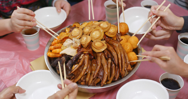 번영과 행복을 상징하는 홍콩 설음식 푼초이 (출처=Panther Media, Alamy Stock Photo)